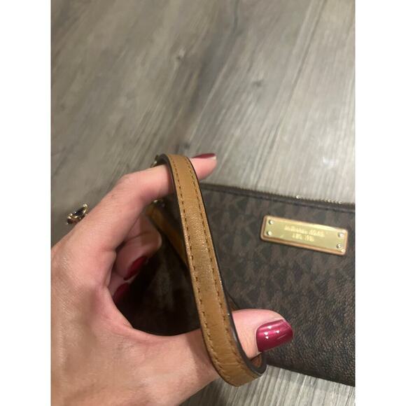Michael Kors Wristlet - Picture 6 of 7